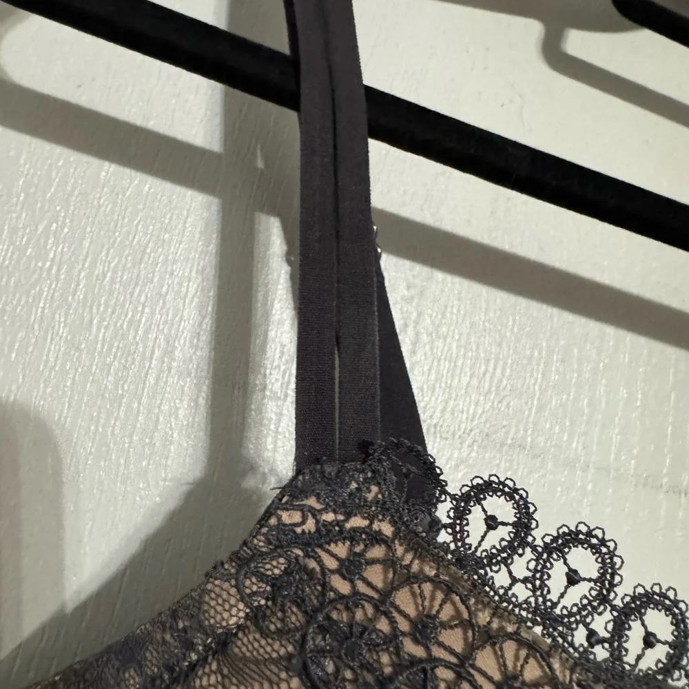 Victoria’s Secret Very Sexy Push Up Bra - Picture 4 of 6